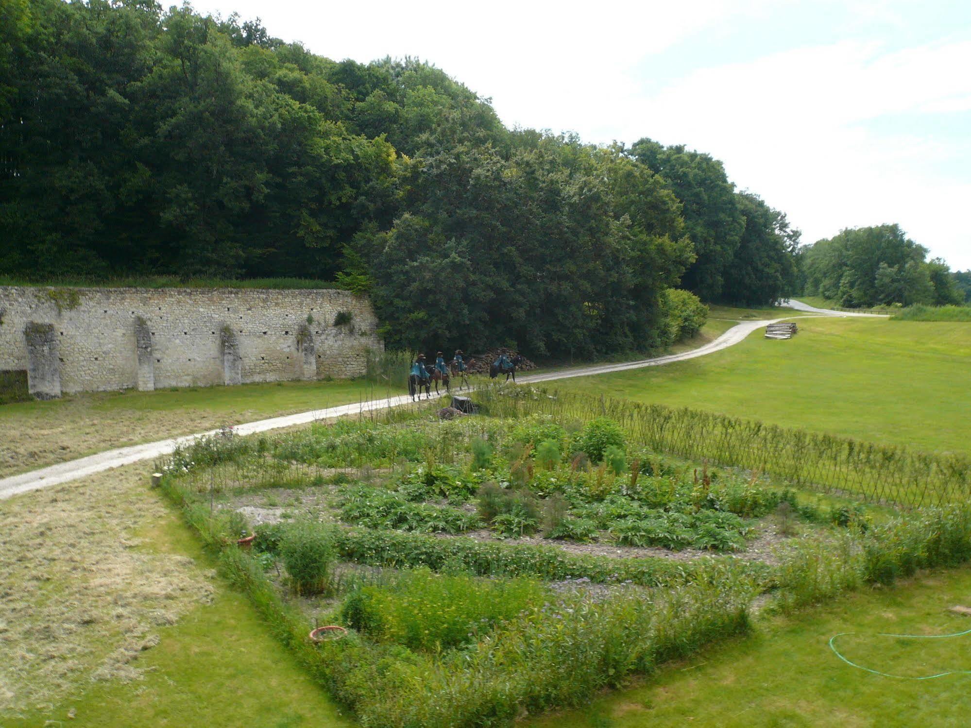 Chateau-Monastere De La Corroirie Montrésor Екстериор снимка